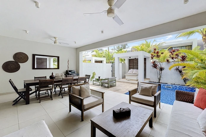 A unique and rare property to let — a townhouse with a private swimming pool and beach access.