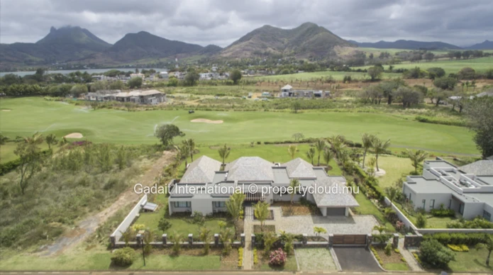 Exceptional 4-Bedroom Villa Rental with Private Pool & Tropical Garden at Anahita Resort