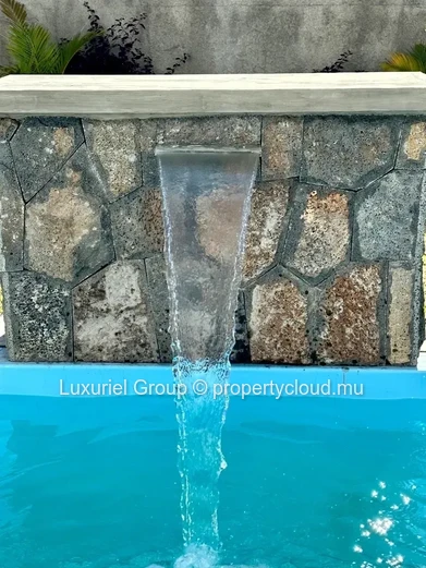 Modern Villa For Rent In Pereybere – Peaceful Setting With Private Pool