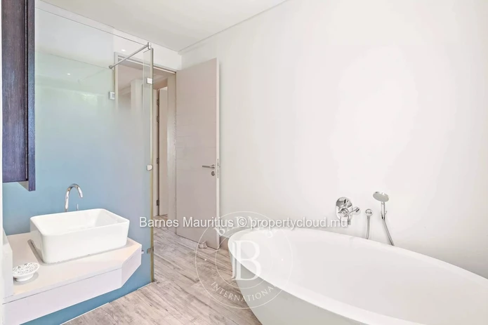 BLACK RIVER - Marina Duplex - 3 Bedrooms