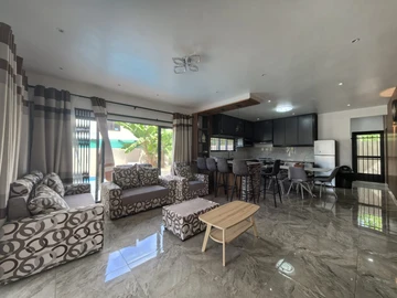 4 Bedroom Villa