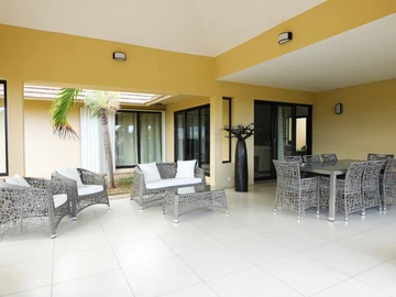 4 Bedroom Villa