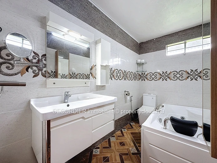 For Rent – Grand Baie