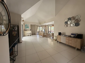 Maison de 4 Chambres
