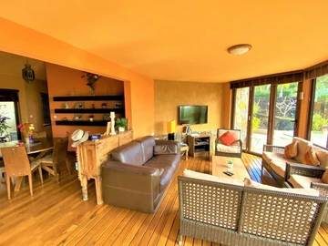 4 Bedroom Villa