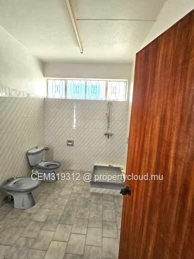 Maison 4 Chambres à Vendre – Coromandel 
