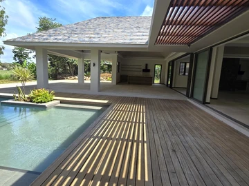 4 Bedroom Villa