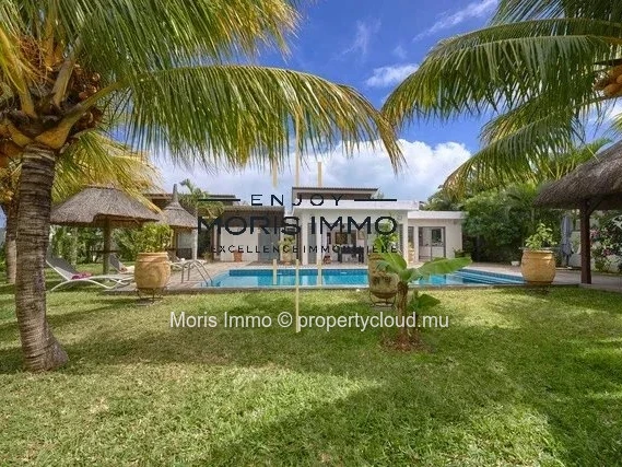 Villa contemporaine avec piscine à vendre à Grand Baie