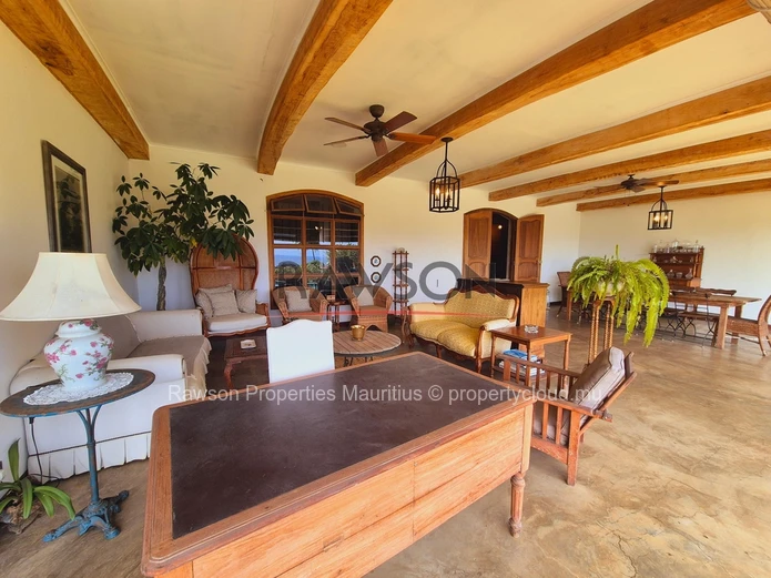 Maison de 4 Chambres à Vendre à Tamarin
