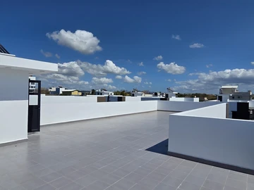 4 Bedroom Villa