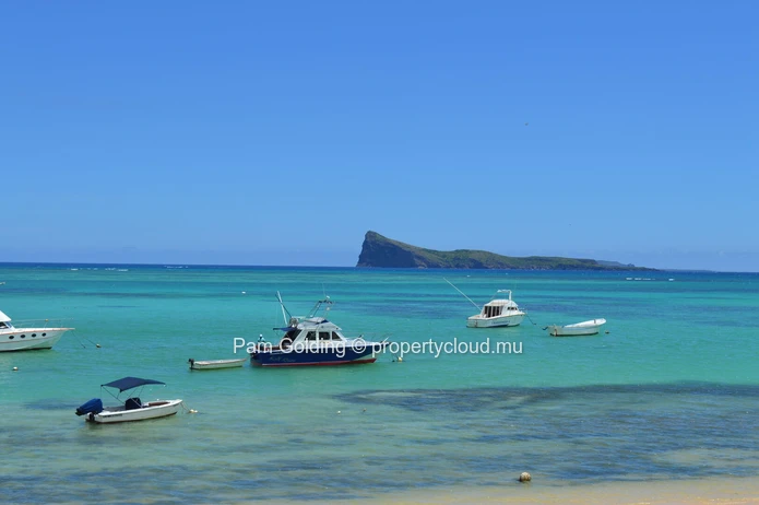 Appartement de 2 chambres à louer | Cape Bay Resort | Bain Bœuf, Île Maurice | À deux pas de la plage