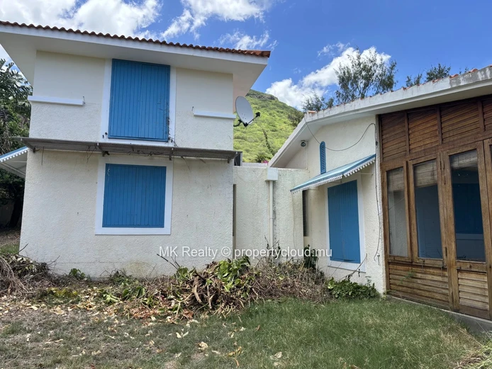 House For Sale In Tamarin