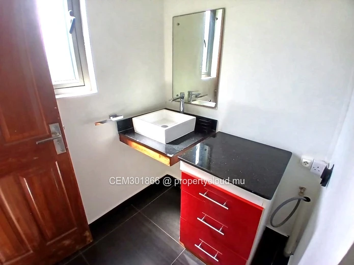 Superbe villa privée de 4 chambres en location courte durée – Pereybère
