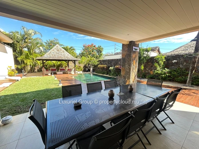 Luxury Villa For Rent In Pereybere – Secure Gated Estate