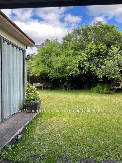 Charmante maison familiale à vendre dans un quartier recherché de Curepipe!