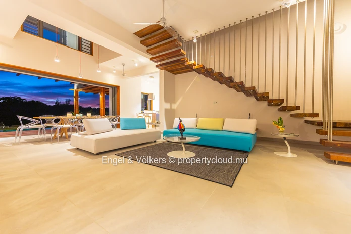 A Boater’s Dream – Luxury Living in a marina