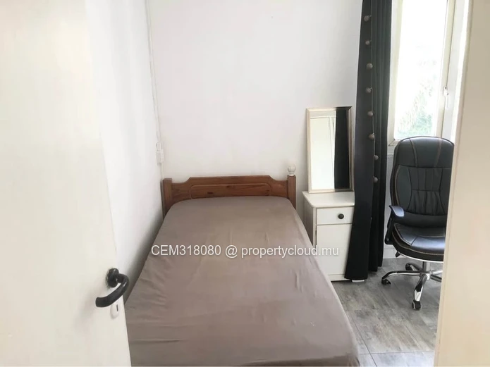 Bright 2 Bedroom House for Rent in Vacoas