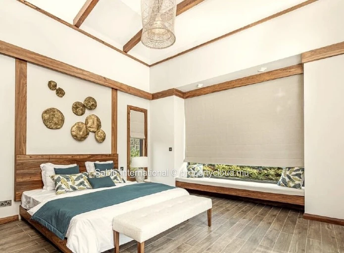 Villa de 3 chambres avec piscine à vendre à Balaclava