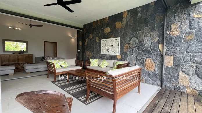 Maison meublée 4 chambres avec piscine à louer à Beau Plan