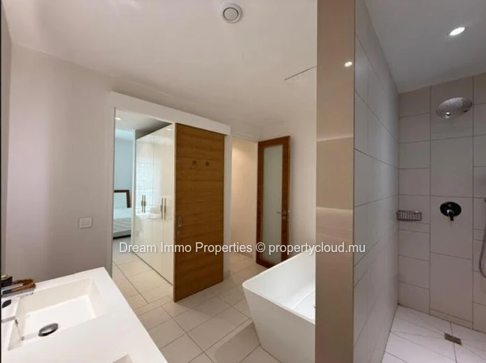 Superbe Appartement De 3 Chambres Proche Mer A Pereybere – Ile Maurice