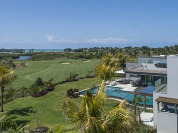5 Bedroom Villa