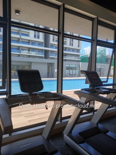 Appartement neuf Smart City à louer (meublé) à Moka, 157m², 3 chambres, piscine commune, proximité centre ville, bus,...