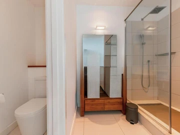 4 Bedroom Apartment