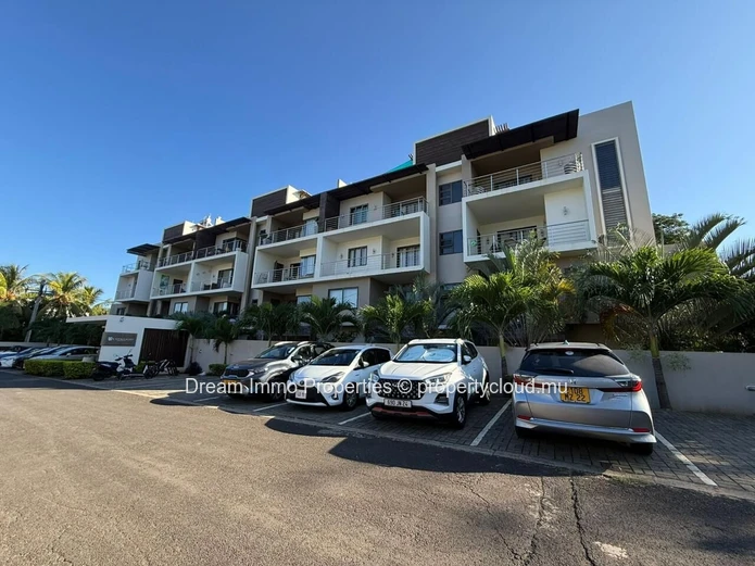 Bel Appartement meublé de 3 chambres avec jardin privatif, Flic en Flac – Ile Maurice