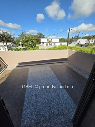 Villa meublée 2 chambres, mezzanine lumineuse — Forest Side, Curepipe