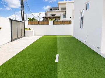 5 Bedroom Villa