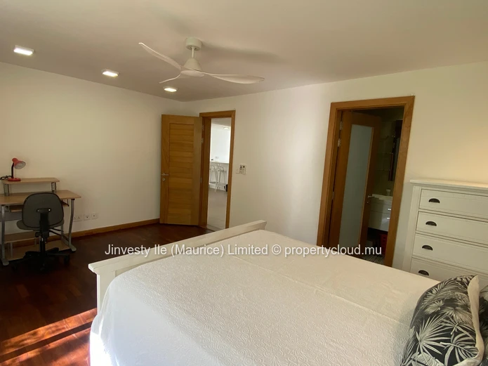JINVESTY MAURITIUS : RENT 2 BR en suite Mont beach on walk... 49000