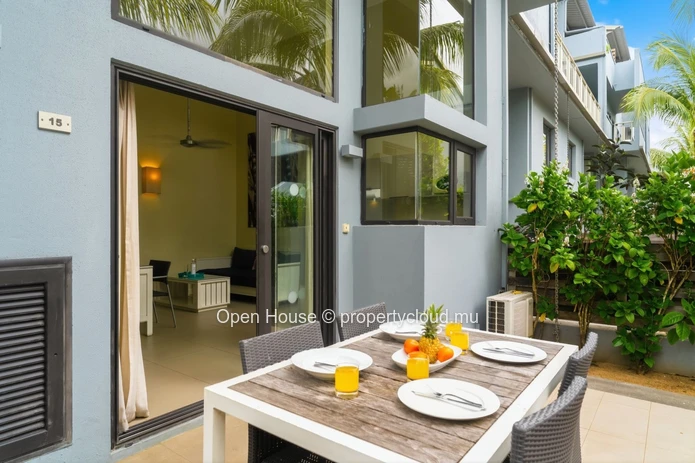 A VENDRE - Trou aux Biches - plage à pieds - Bel Appartement refait à neuf dans résidence très demandée.