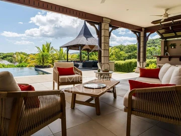 4 Bedroom Villa