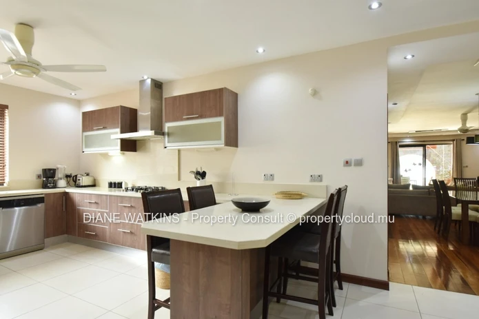 Beachfront Ground-Floor Apartment