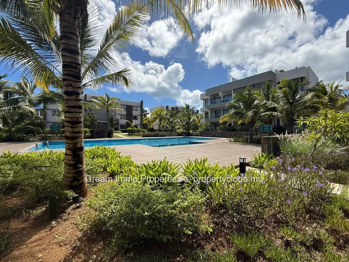 3-bedroom apartment with huge terrace in Pointe aux Canonniers – Mauritius