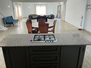 4 Bedroom Villa