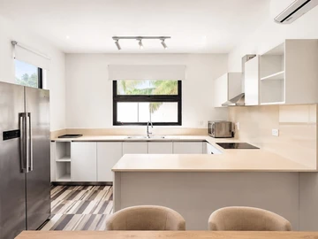 4 Bedroom Villa