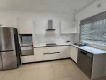 4 Bedroom Townhouse, Duplex