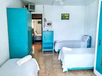 27 Bedroom Townhouse, Duplex