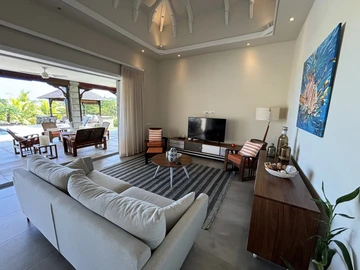 4 Bedroom Villa