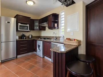 2 Bedroom Townhouse, Duplex