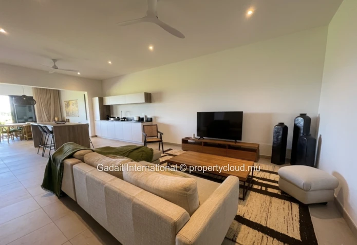 Appartement 3 Chambres à Louer à Belle Vue – Résidence Sécurisée, Jardin Privatif, Vue Montagnes