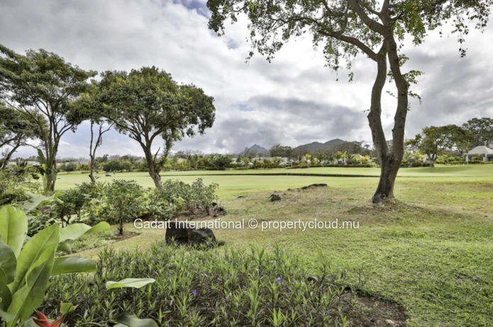 Location d'Appartement d'Exception | 3 Chambres en Rez-de-jardin à Anahita, Île Maurice