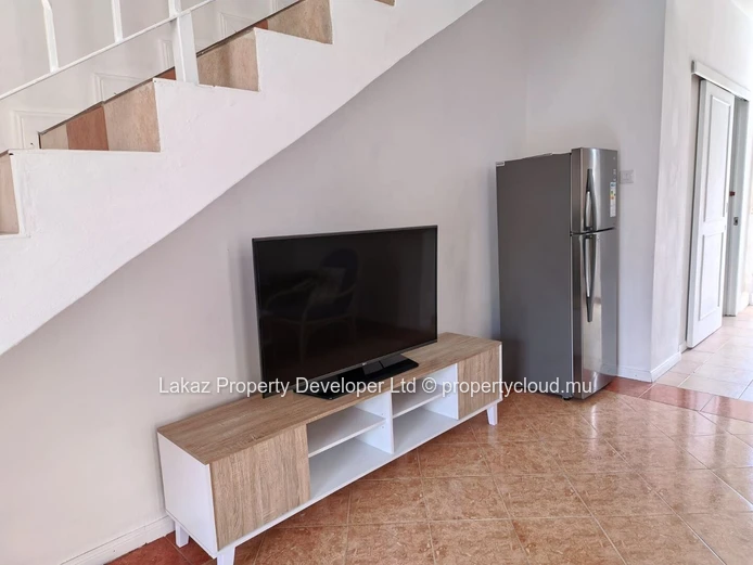 Duplex meublé de 100 m² avec piscine à louer à Mont Choisy