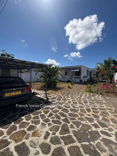 Maison 1 chambre, grand jardin a grand gaube