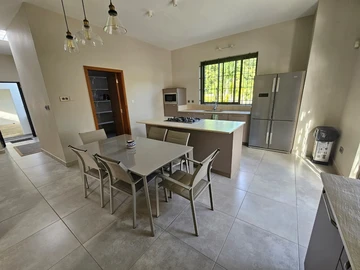 Villa de 4 Chambres