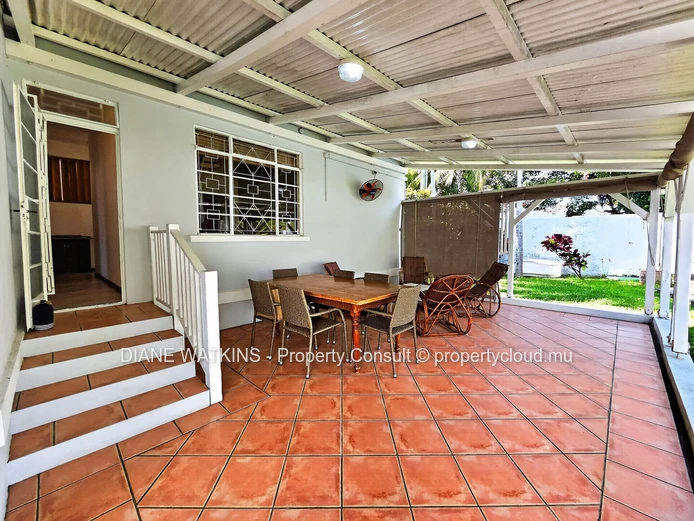 5-Bedroom Villa with Private Pool for Sale in Grand Gaube