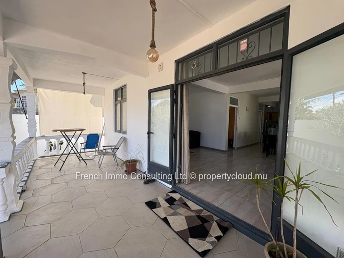 Maison 1 chambre, grand jardin a grand gaube