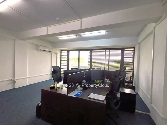 Office - 40m2 - Eb00e8ne - Ref. BU99418LO