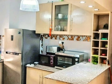 Townhouse, Duplex de 3 Chambres
